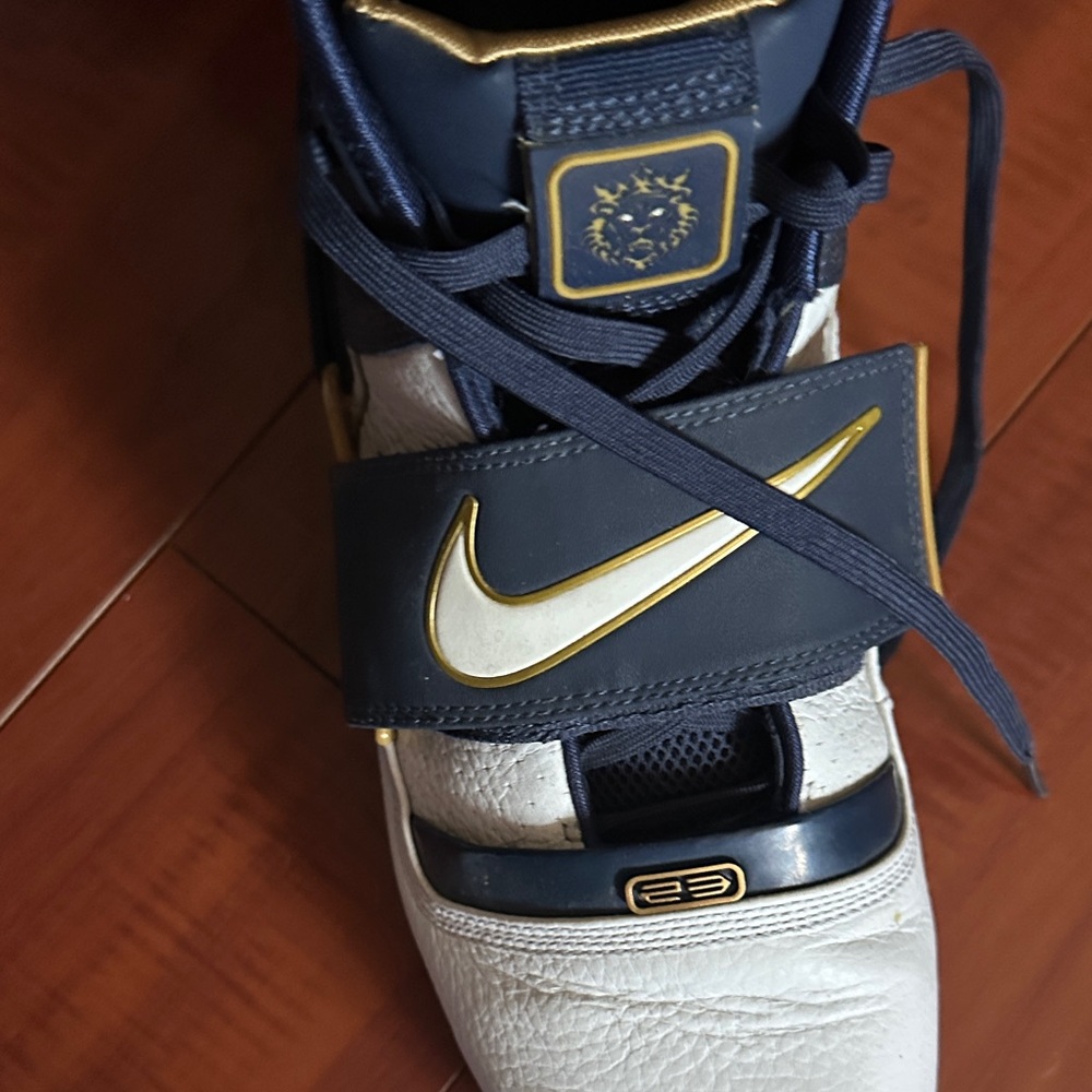 Nike LeBron Solider 1 Think 16 - Picture 7 of 9